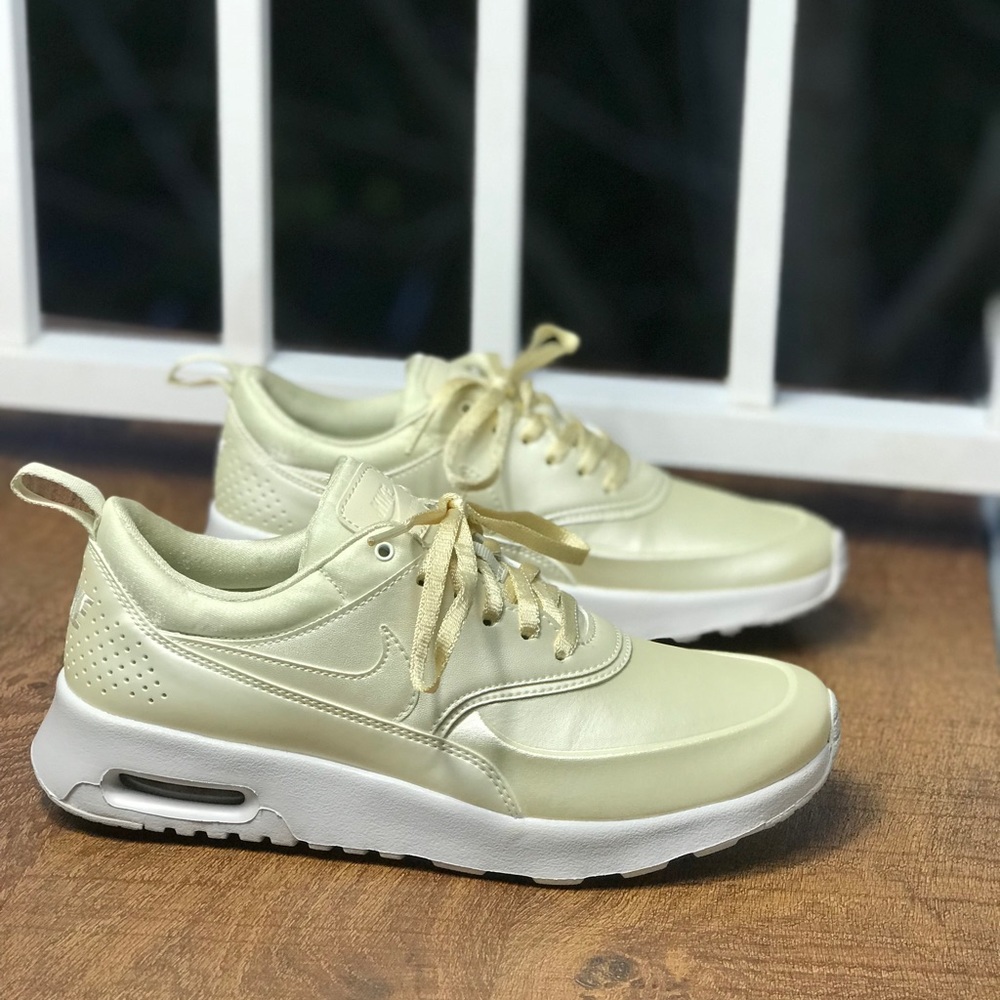 NWT Air Max Thea Arctic Lemon 🍋 WMNS - Picture 2 of 7